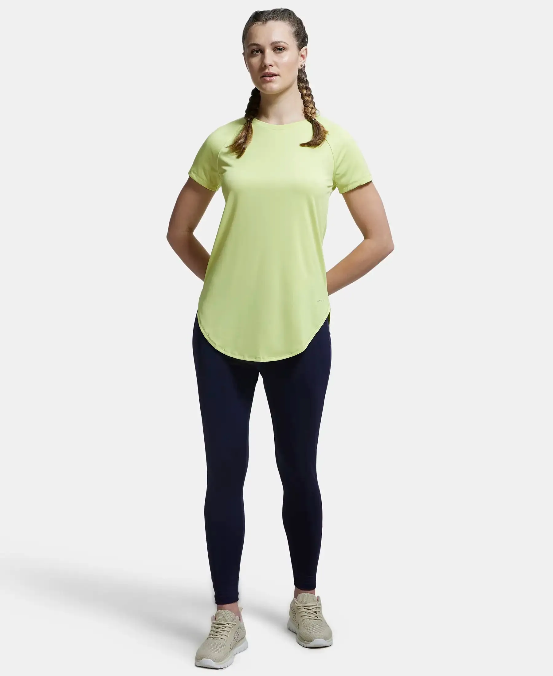 Microfiber Fabric Relaxed Fit Solid Curved Hem Styled Half Sleeve T-Shirt - Daiquiri Green